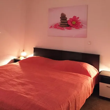 Apartmán Flora *