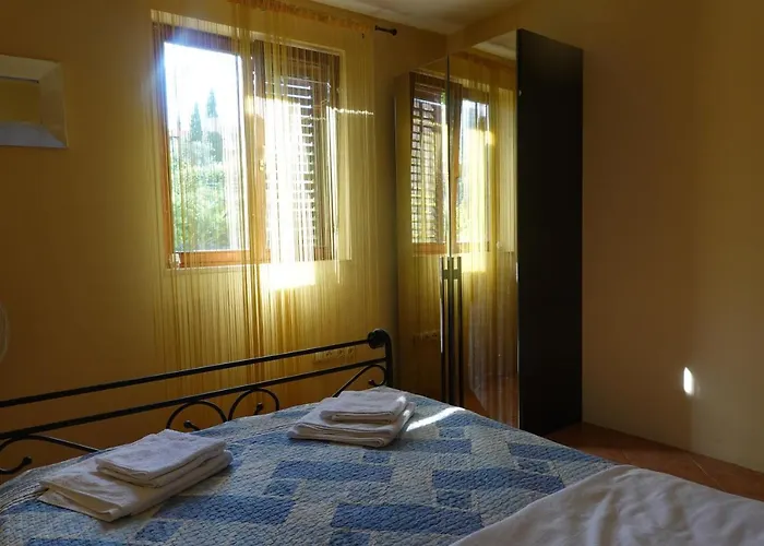 Flora * אופטיה